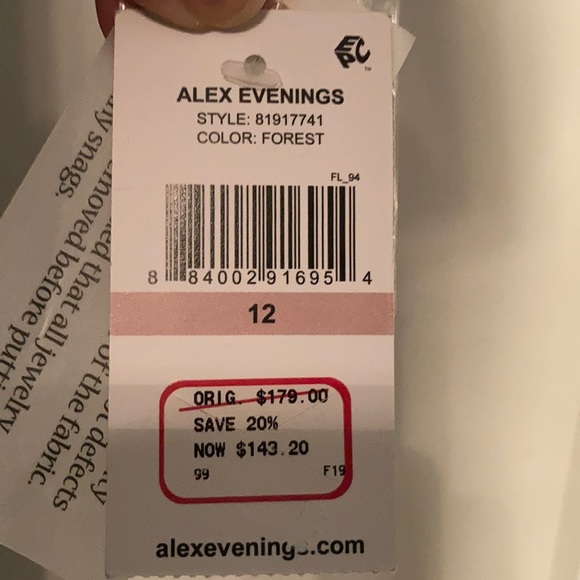 NWT Alex Evenings size 12 green velvet dress - Picture 13 of 15